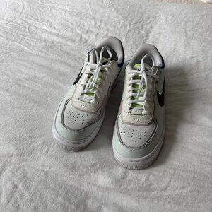 Women's Air Force 1 Shadow SE 'Pixel Swoosh - Barely Green' M8.5/W10
